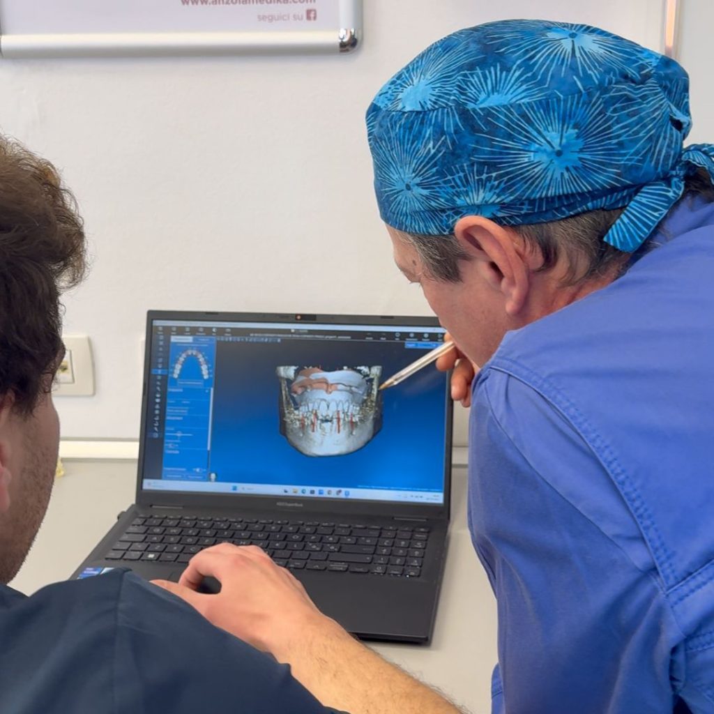 Implantologia 6 IMPLANTOLOGIA - impianto dentale a Anzola dell'Emilia